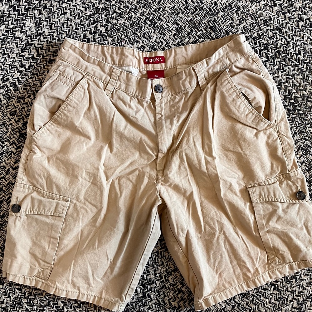 Men’s cargo shorts